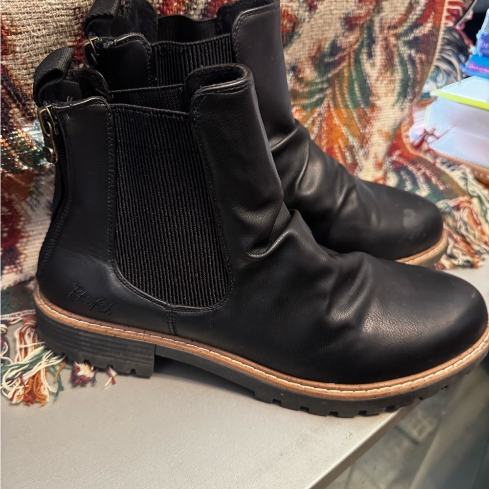 EUC Women's Blowfish Black Ankle Boots Size 11 - Picture 2 of 9